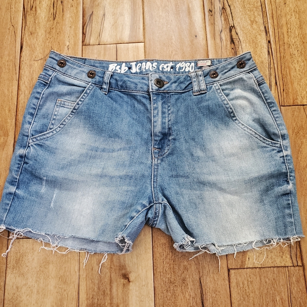 BSB JEANS STRECHY Scarlett Denim Blue Frayed DISTRESSED Shorts WOMENS SZ 28